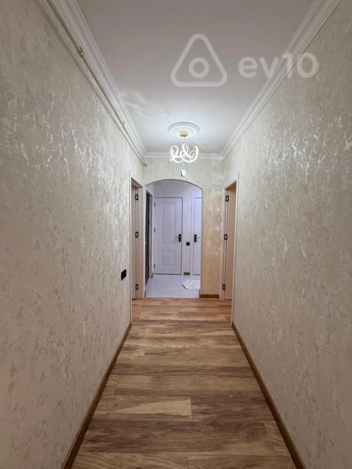 Satılır 3 otaqlı köhnə tikili 70 m²