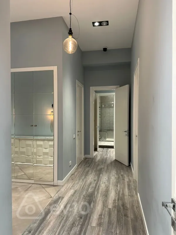 Kirayə verilir 3 otaqlı yeni tikili 150 m²