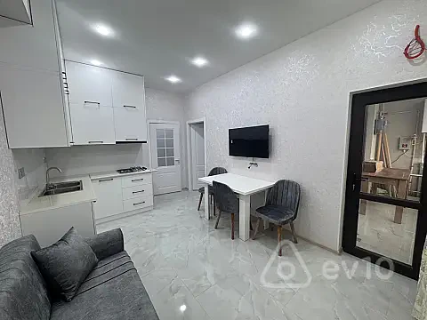 Kirayə verilir 3 otaqlı yeni tikili 66 m² — Bakı, Nizami 3 otaq 66.00 m²