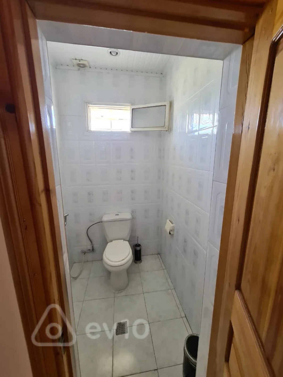 Satılır 5 otaqlı həyət evi 245 m²