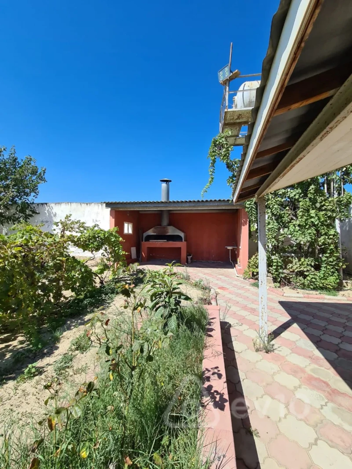 Satılır 5 otaqlı həyət evi 245 m²