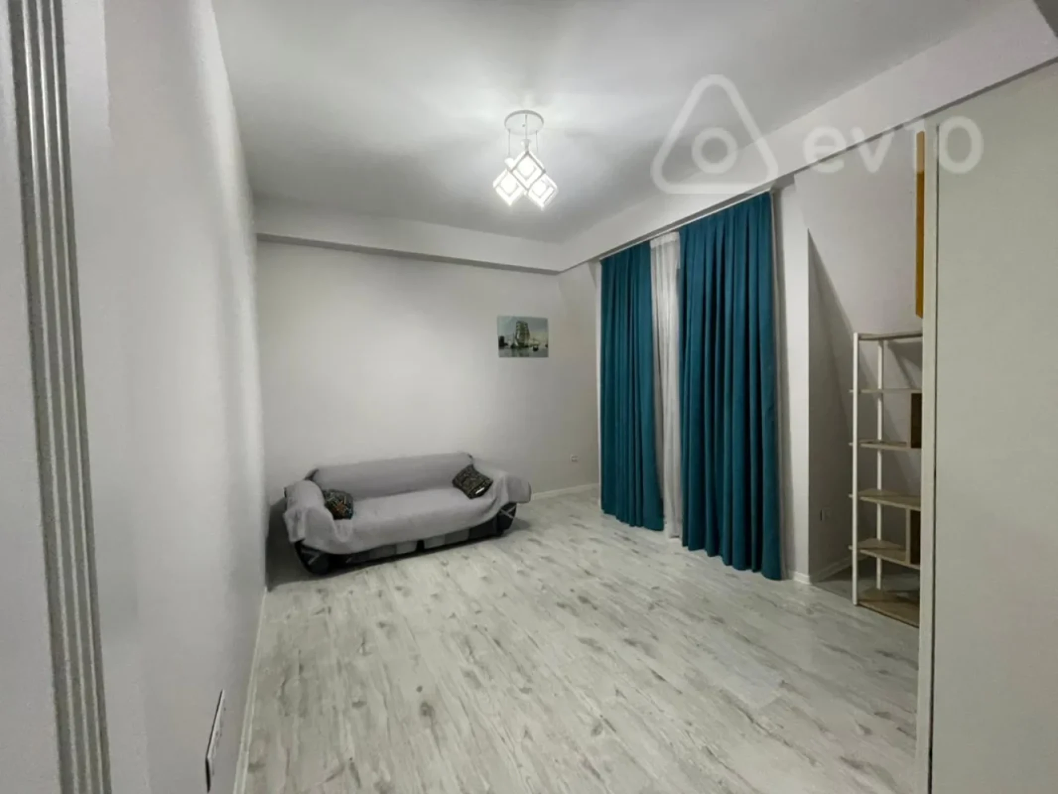 Kirayə verilir 4 otaqlı yeni tikili 190 m²