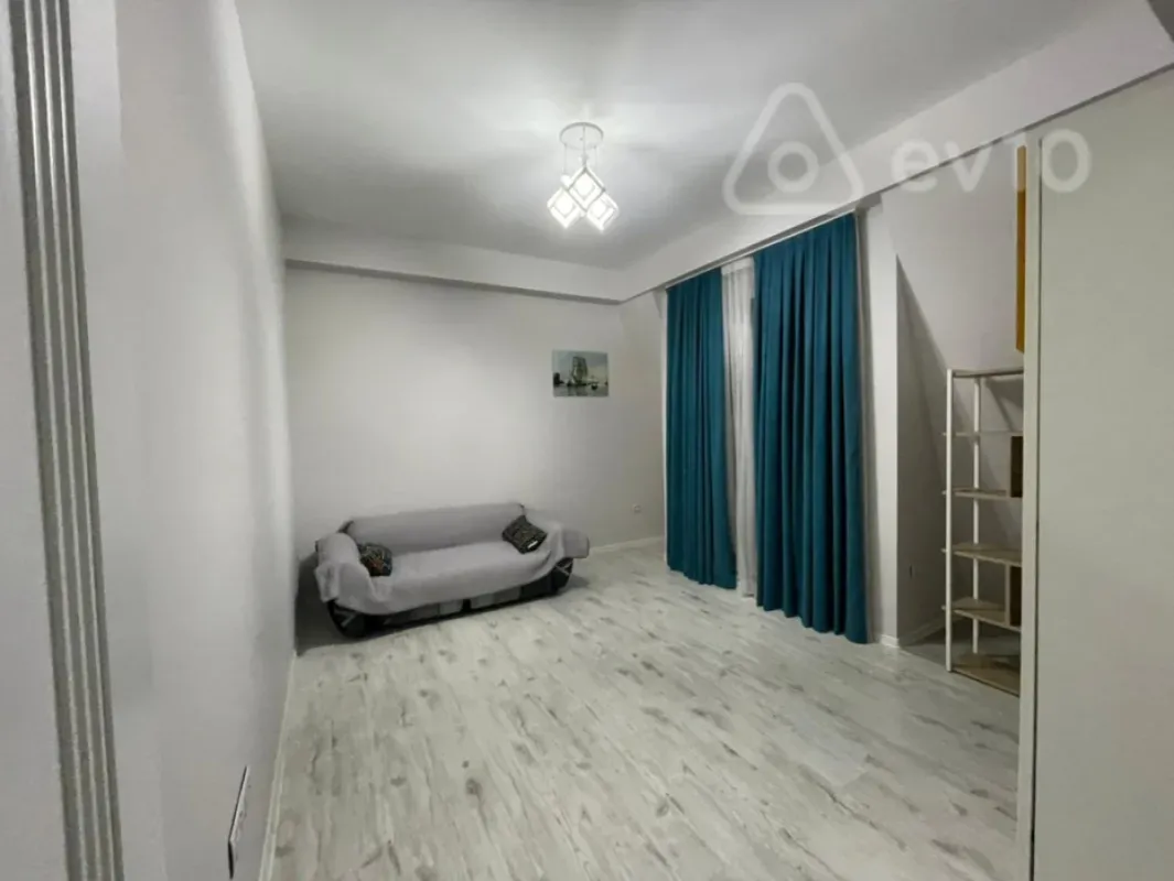 Kirayə verilir 4 otaqlı yeni tikili 190 m²
