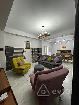 Kirayə verilir 4 otaqlı yeni tikili 190 m²