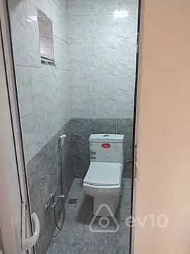 Satılır mənzil 50 m²