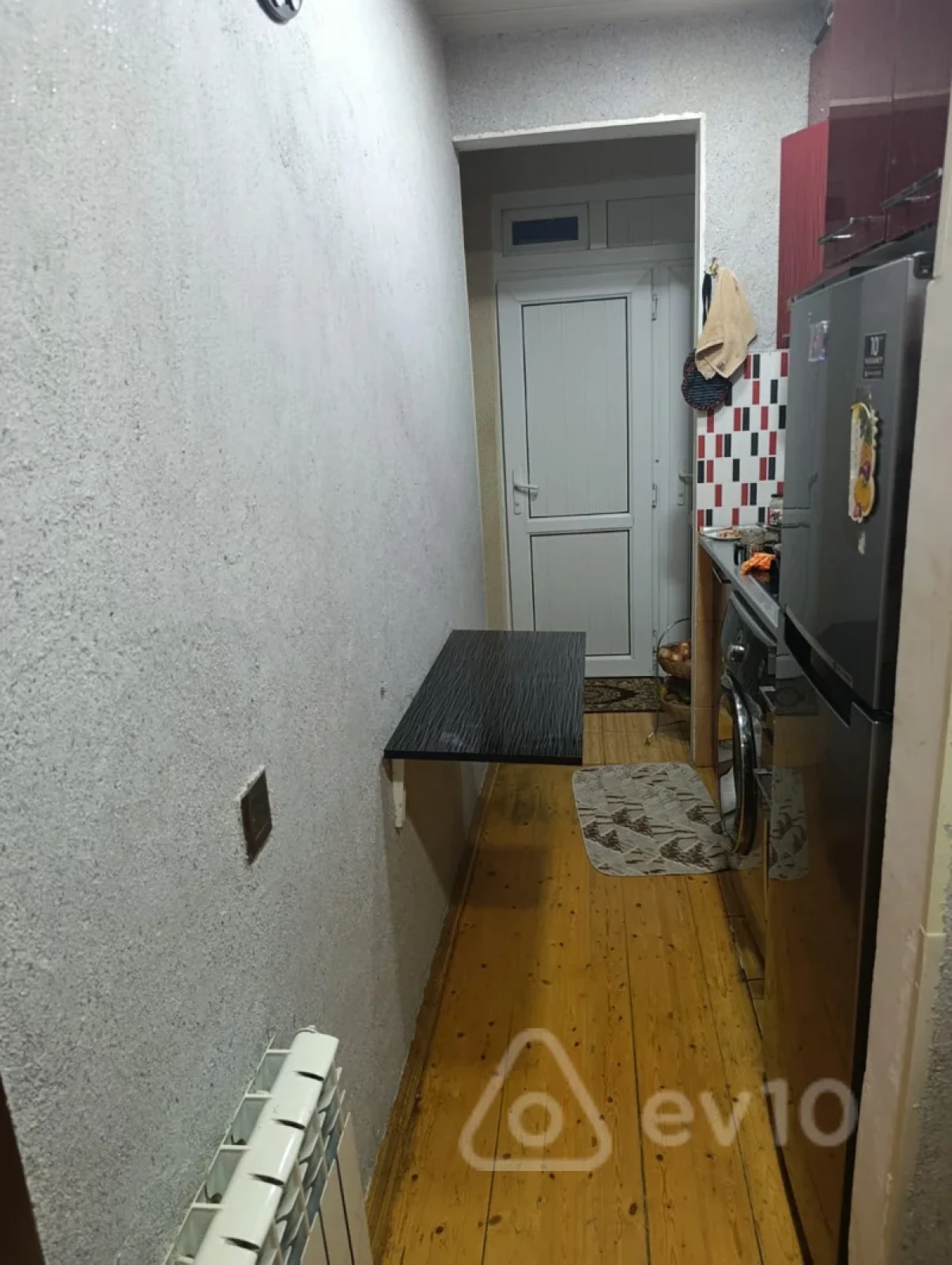 Satılır 2 otaqlı köhnə tikili 45 m²