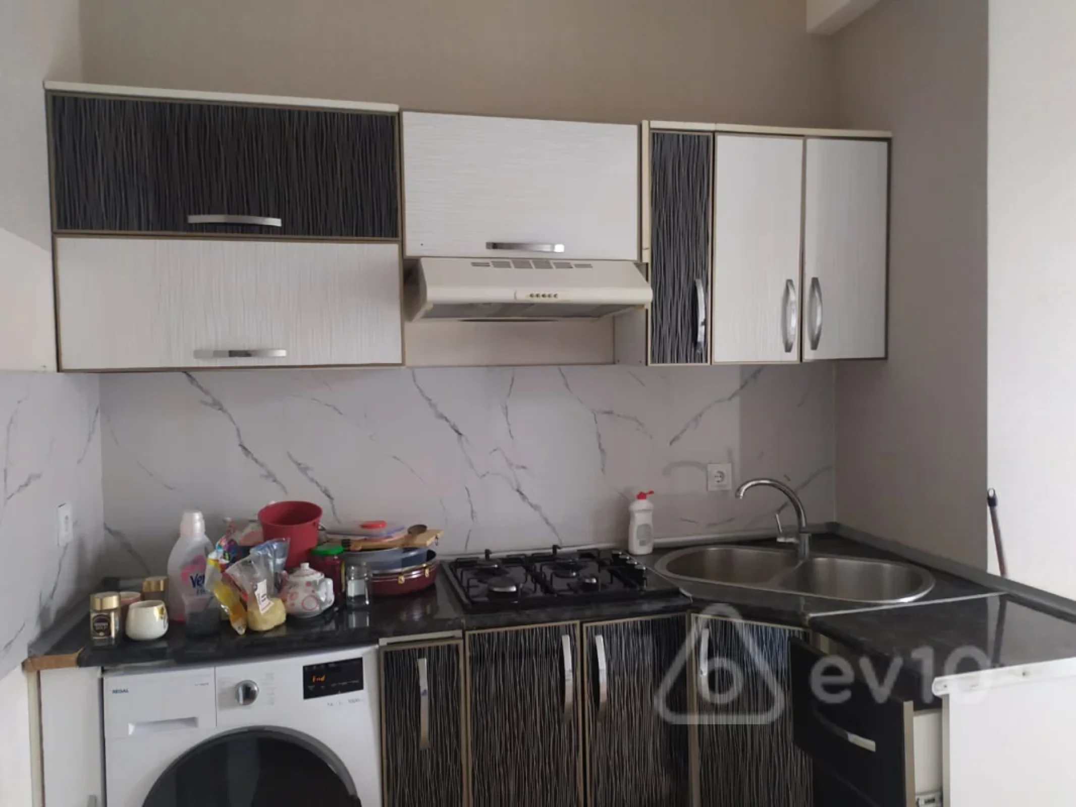 Kirayə verilir 2 otaqlı yeni tikili 88 m²