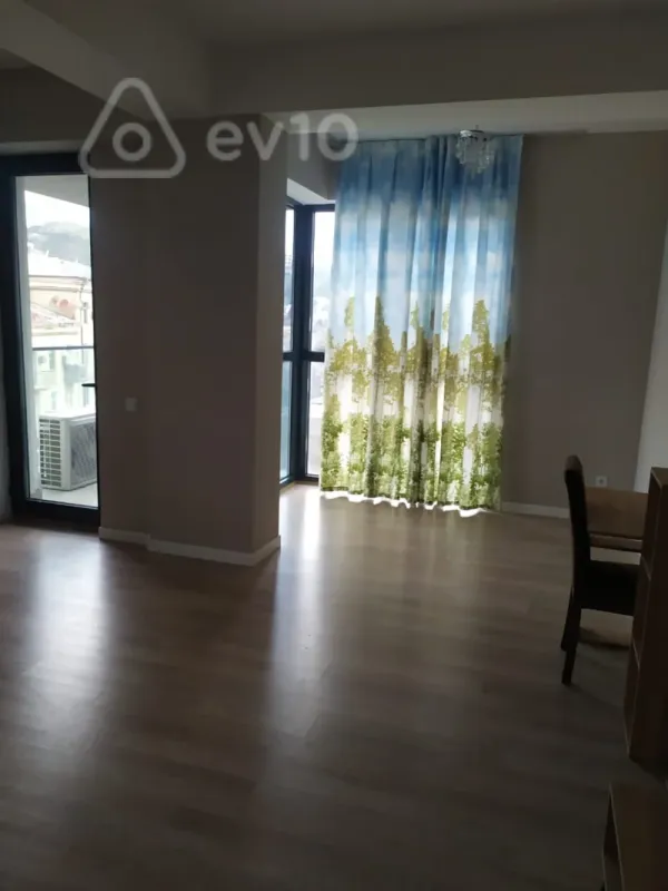 Kirayə verilir 2 otaqlı yeni tikili 88 m²