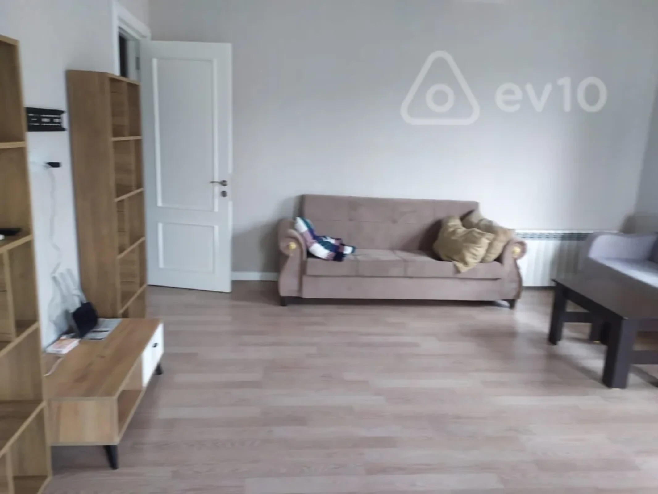 Kirayə verilir 2 otaqlı yeni tikili 88 m²