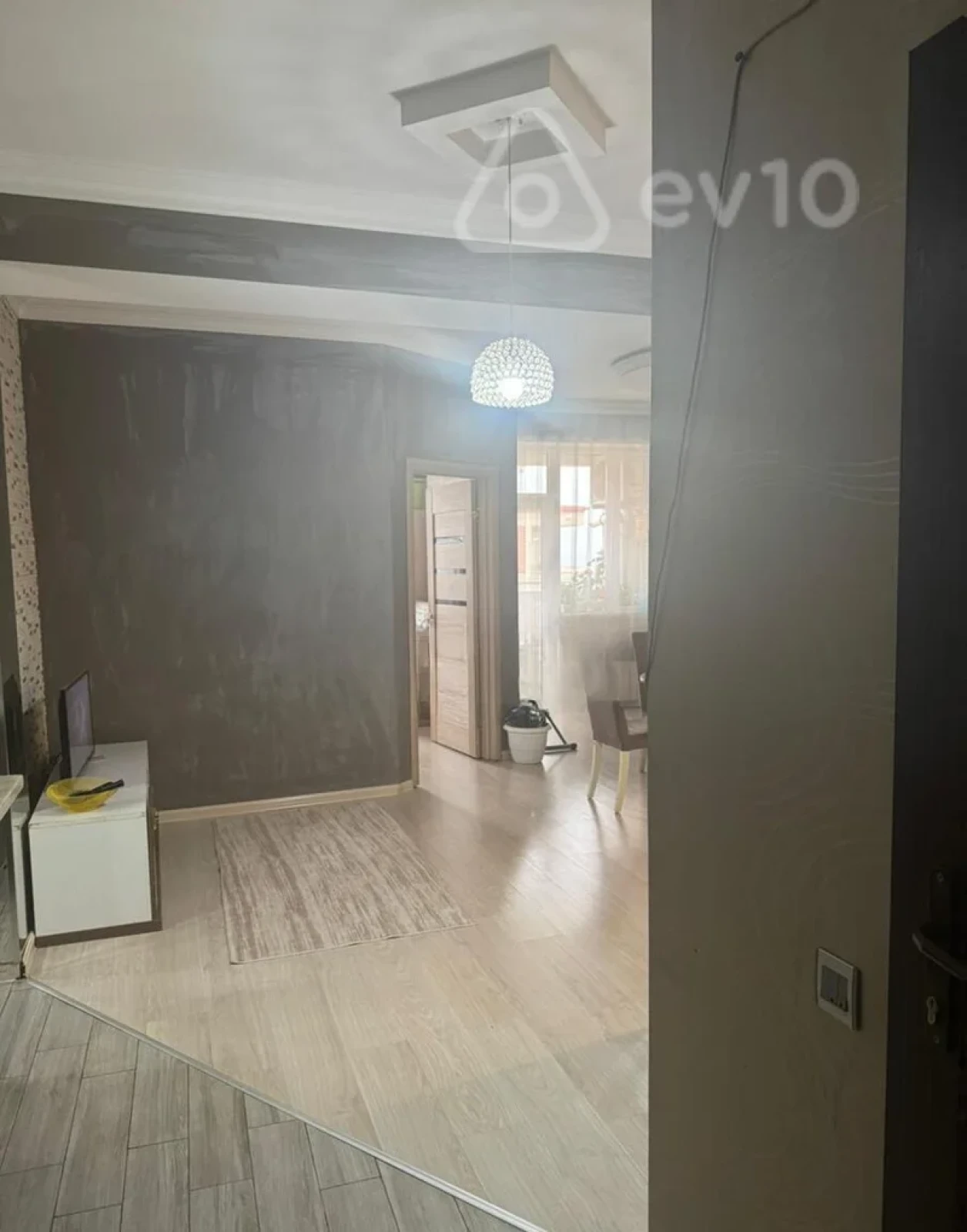 Satılır 2 otaqlı yeni tikili 58 m²