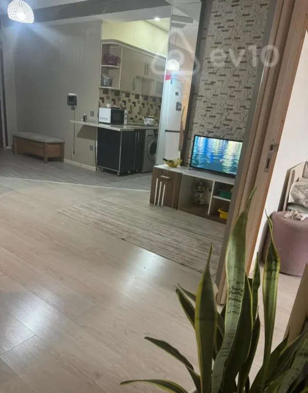 Satılır 2 otaqlı yeni tikili 58 m²