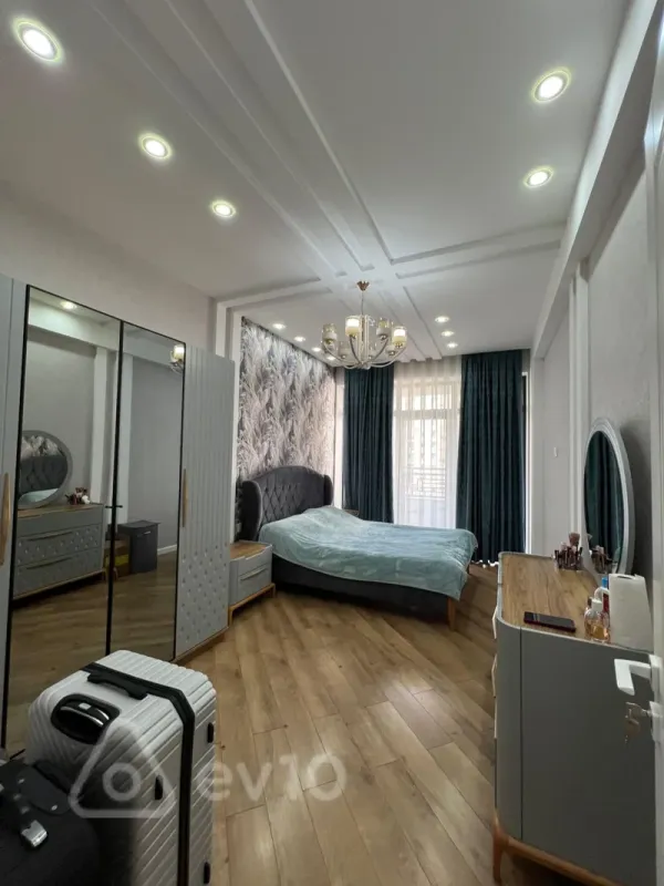 Satılır 3 otaqlı yeni tikili 86 m²