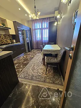 Satılır 3 otaqlı yeni tikili 158 m²