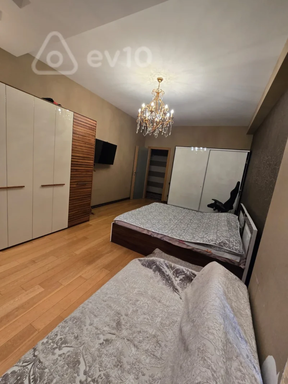 Satılır 3 otaqlı yeni tikili 158 m²