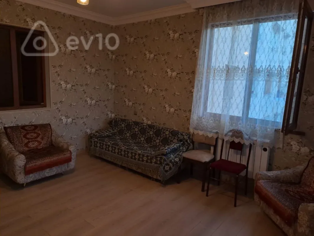 Kirayə verilir 3 otaqlı yeni tikili 70 m²
