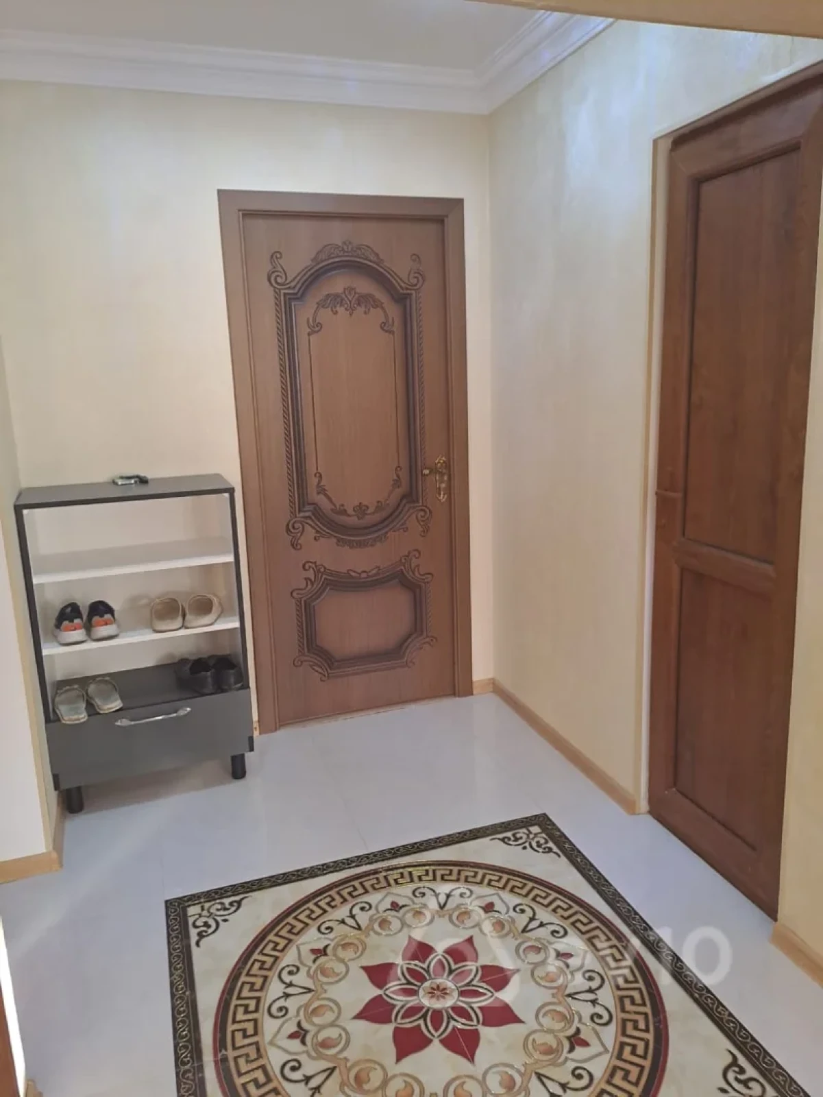 Kirayə verilir 3 otaqlı yeni tikili 70 m²