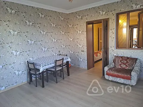 Kirayə verilir 3 otaqlı yeni tikili 70 m²