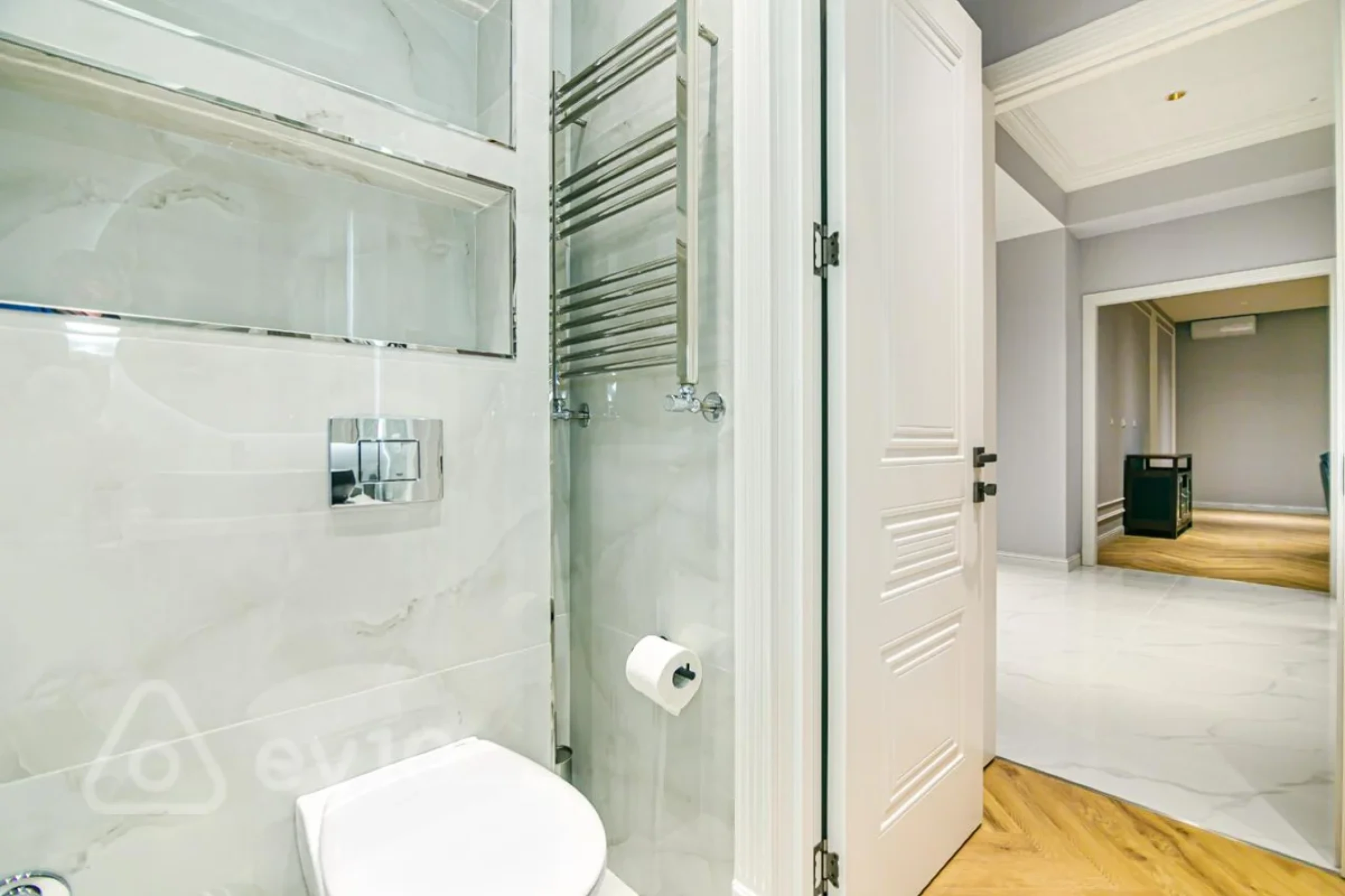 Kirayə verilir 3 otaqlı yeni tikili 150 m²