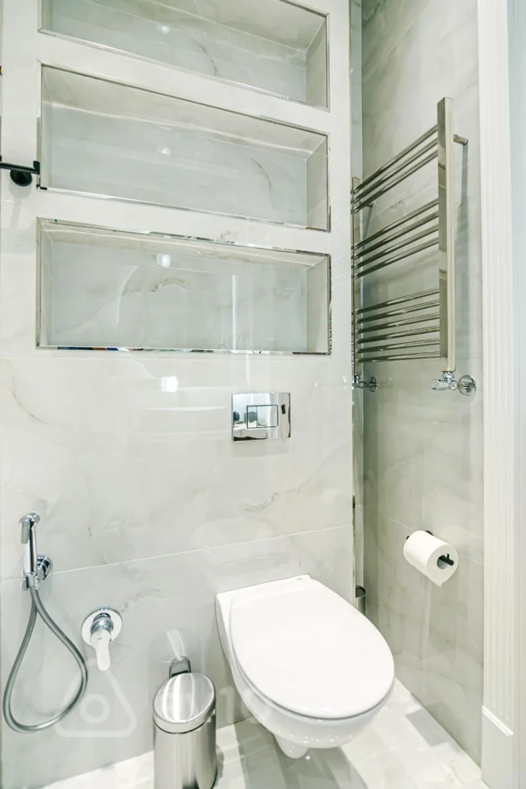 Kirayə verilir 3 otaqlı yeni tikili 150 m²