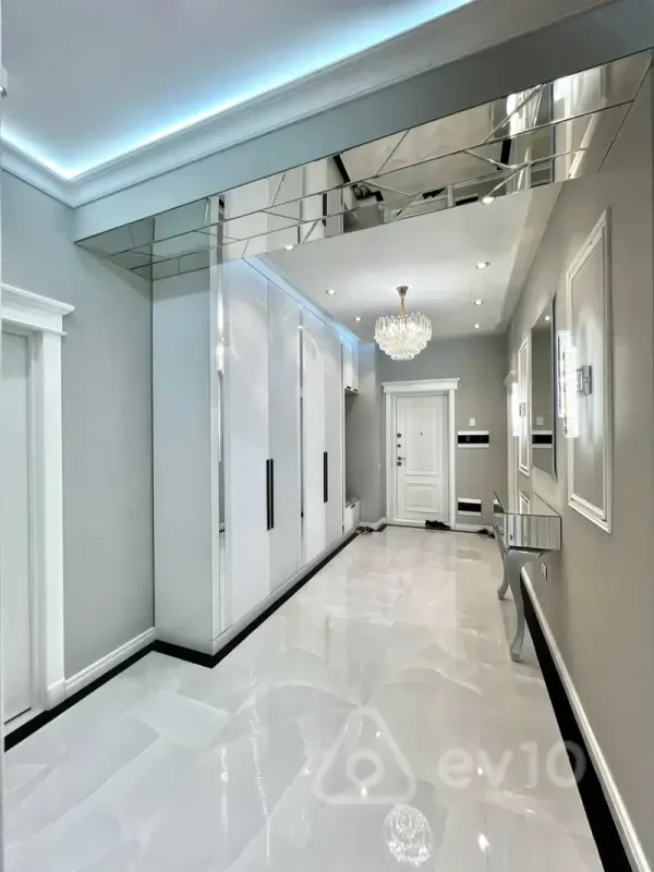 Satılır 3 otaqlı yeni tikili 108 m²
