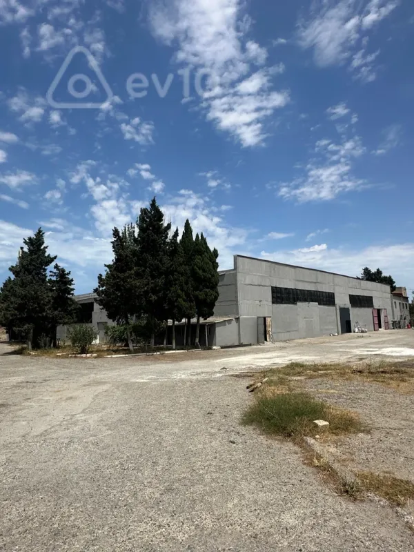 Kirayə verilir mənzil 2800 m²