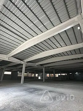 Kirayə verilir mənzil 2800 m²