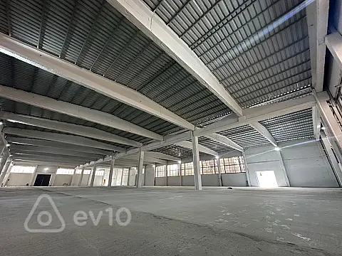 Kirayə verilir mənzil 2800 m²