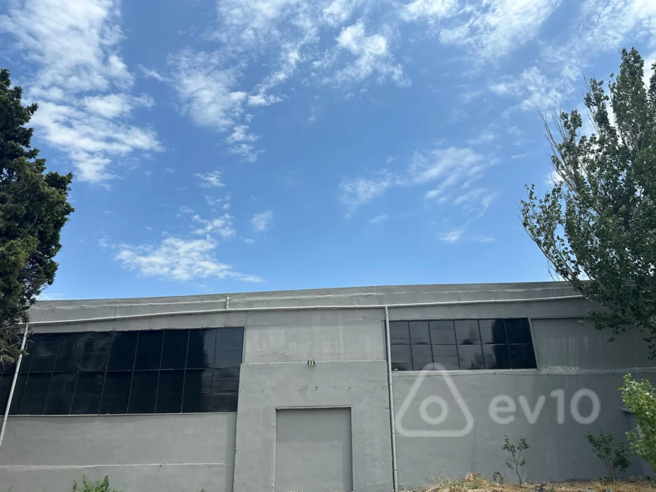 Kirayə verilir mənzil 2800 m²