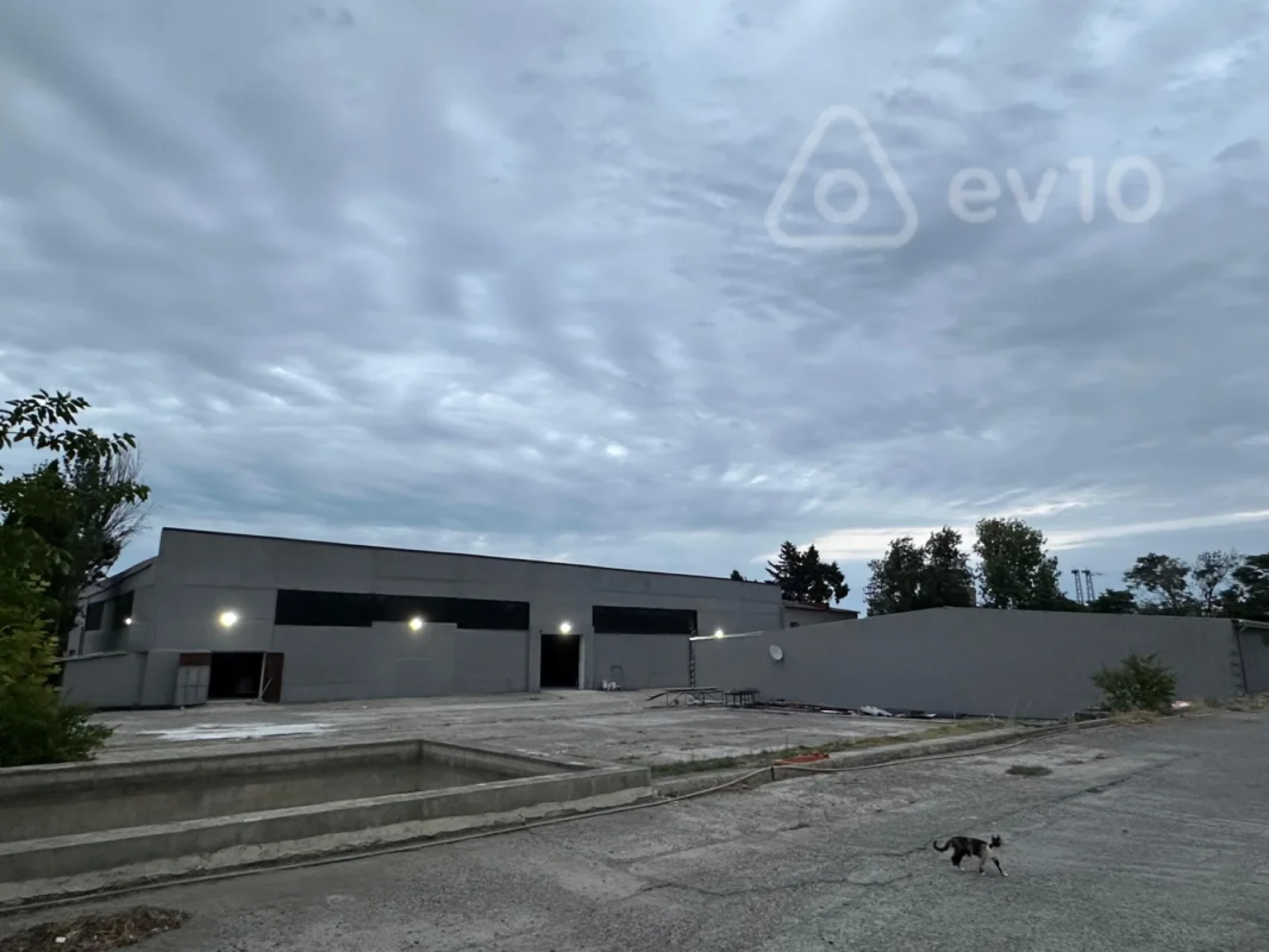 Kirayə verilir mənzil 2800 m²