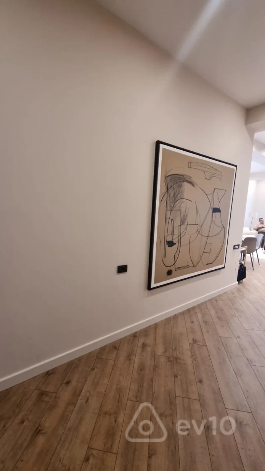 Kirayə verilir 4 otaqlı yeni tikili 150 m²