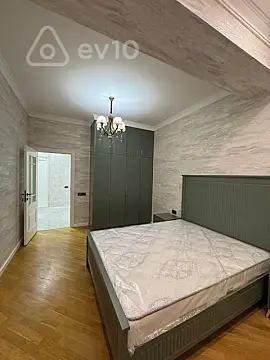 Kirayə verilir 2 otaqlı yeni tikili 85 m²