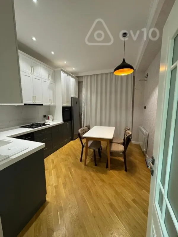 Kirayə verilir 2 otaqlı yeni tikili 85 m²