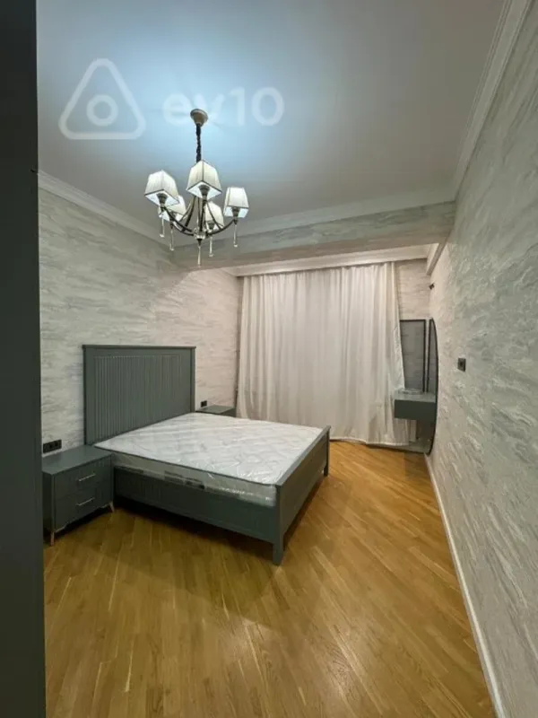 Kirayə verilir 2 otaqlı yeni tikili 85 m²