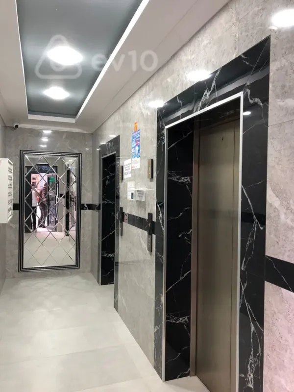 Kirayə verilir 2 otaqlı yeni tikili 85 m²