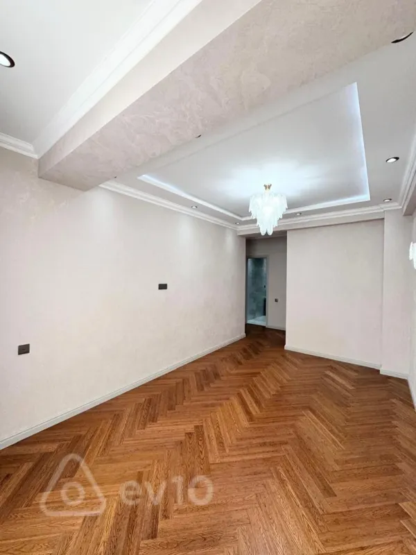 Satılır 3 otaqlı yeni tikili 140 m²