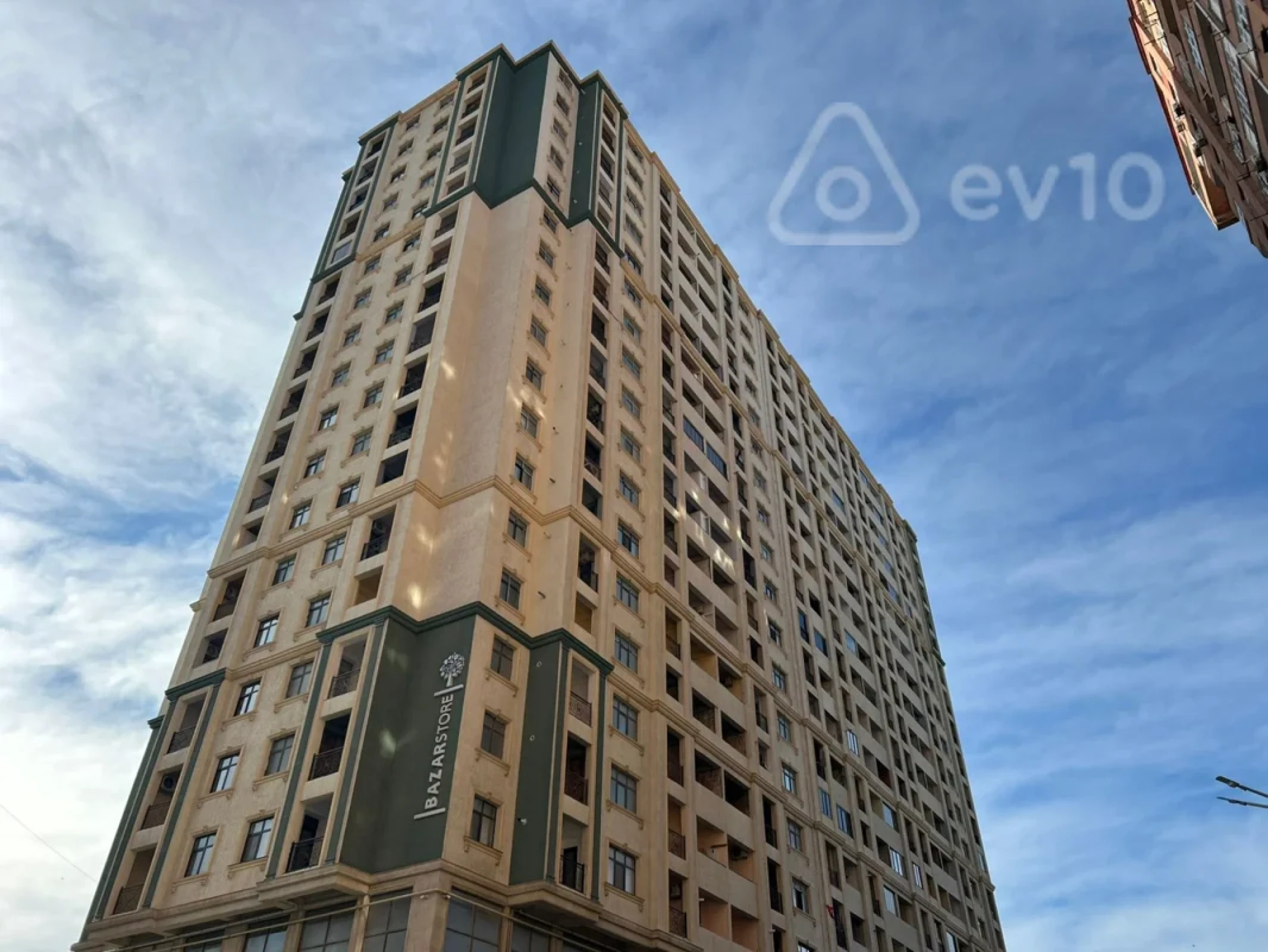 Satılır 2 otaqlı yeni tikili 115 m²