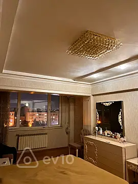 Kirayə verilir 3 otaqlı köhnə tikili 120 m²
