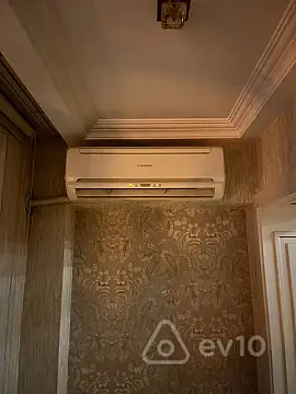 Kirayə verilir 3 otaqlı köhnə tikili 120 m²