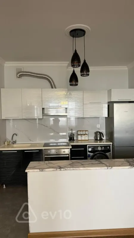 Kirayə verilir 2 otaqlı yeni tikili 60 m²
