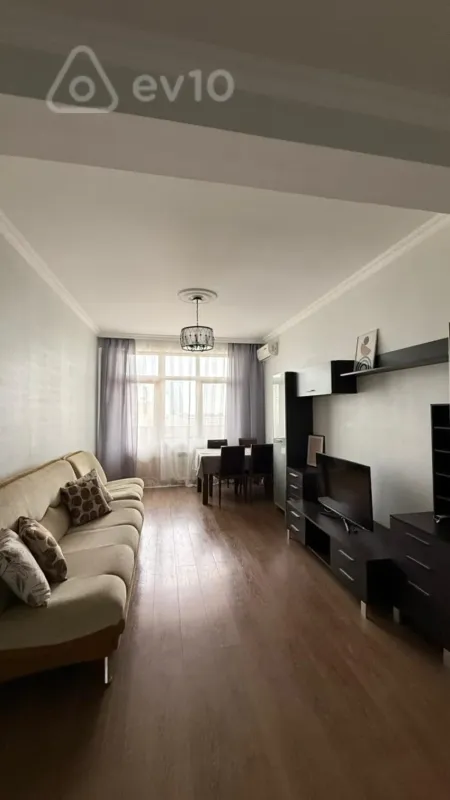 Kirayə verilir 2 otaqlı yeni tikili 60 m²