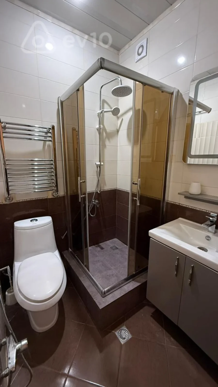 Kirayə verilir 2 otaqlı yeni tikili 60 m²