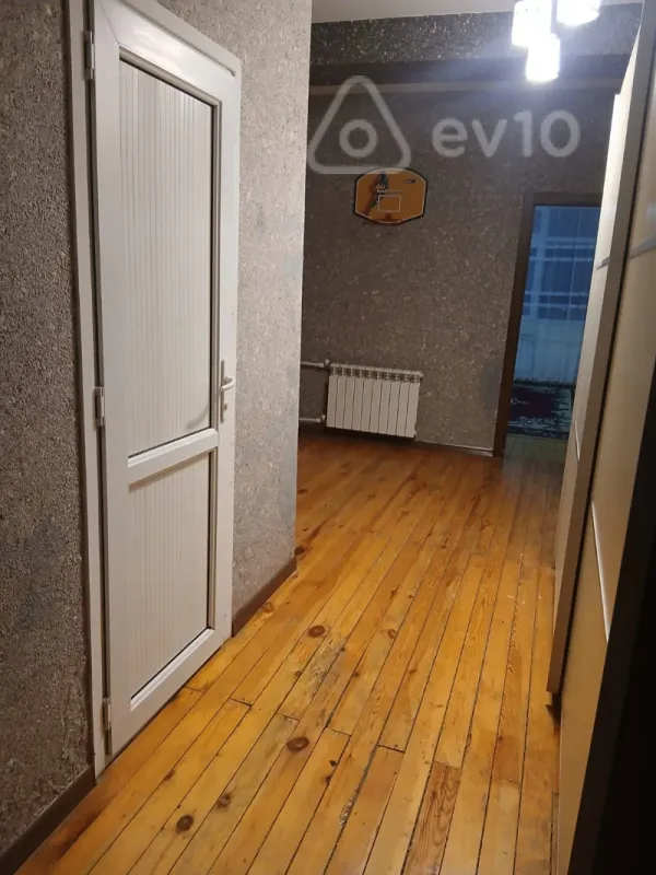 Kirayə verilir 3 otaqlı yeni tikili 126 m²
