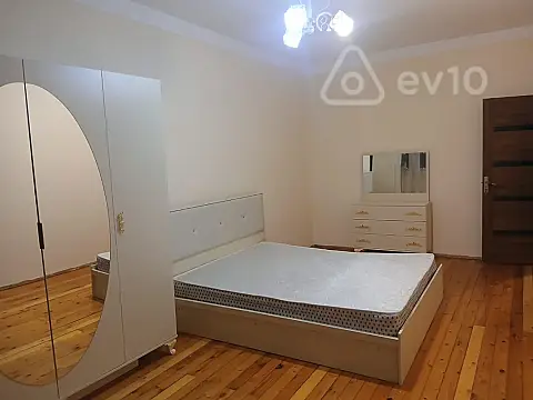 Kirayə verilir 3 otaqlı yeni tikili 126 m²