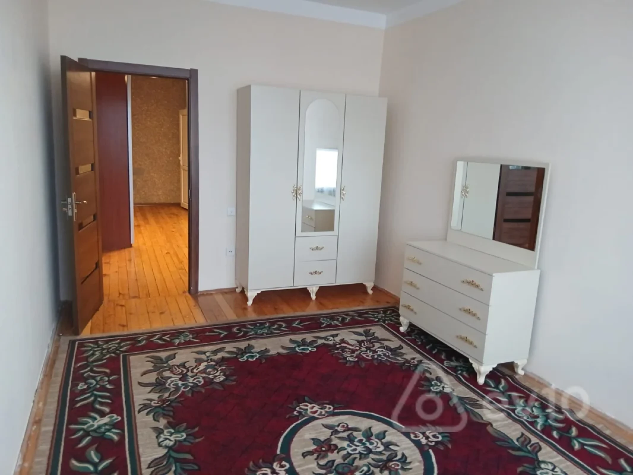 Kirayə verilir 3 otaqlı yeni tikili 126 m²