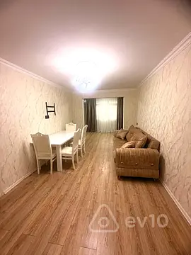 Kirayə verilir 2 otaqlı köhnə tikili 60 m² — Bakı, Nizami 2 otaq 60.00 m²