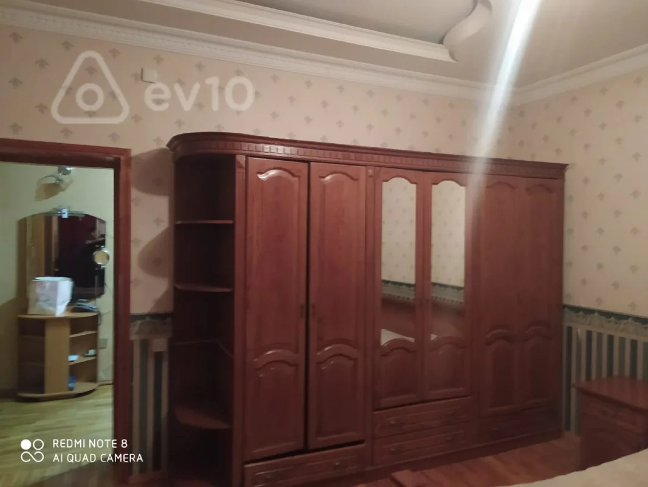 Kirayə verilir 3 otaqlı köhnə tikili 80 m²