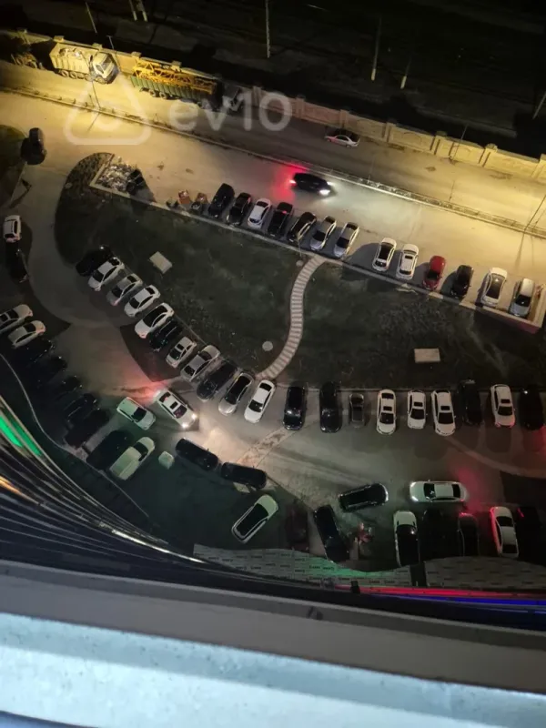 Kirayə verilir 2 otaqlı yeni tikili 78 m²