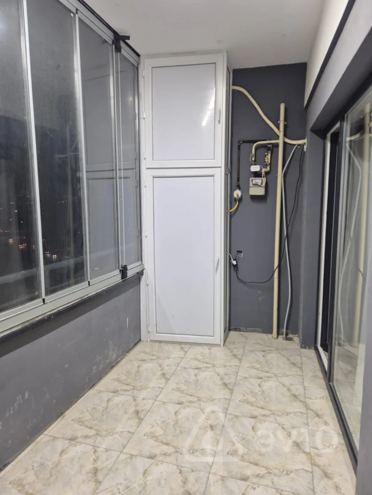 Kirayə verilir 2 otaqlı yeni tikili 78 m²