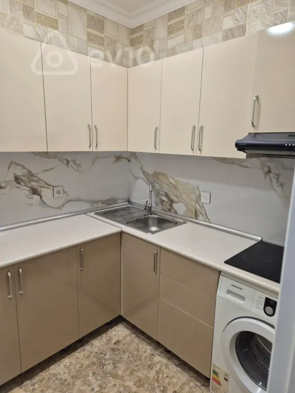 Kirayə verilir 2 otaqlı yeni tikili 78 m²