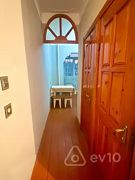 Kirayə verilir 3 otaqlı köhnə tikili 80 m²